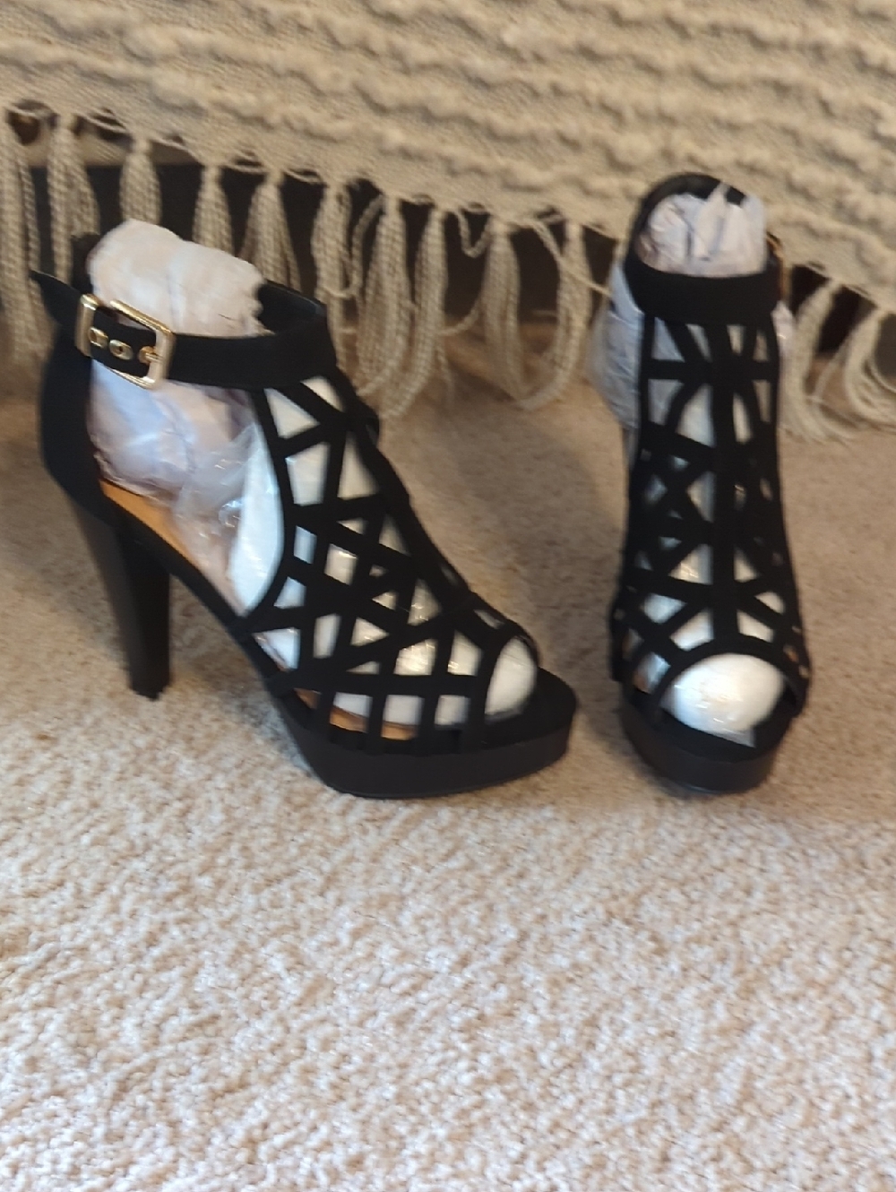 NWT Black Geometric Cutout Peep-Toe High Heel Sandals